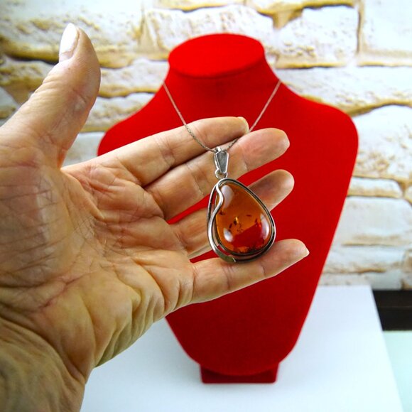 Big Amber and 925 Silver Pendant With 18" Fine Chain - Amber Gift For Her - Picture 6 of 15